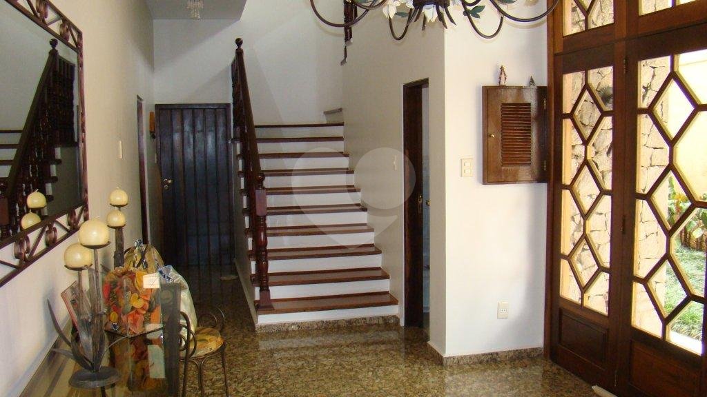 Sobrado à venda com 4 quartos, sendo 2 suítes,  em Alto da Boa Vista, São Paulo, SP