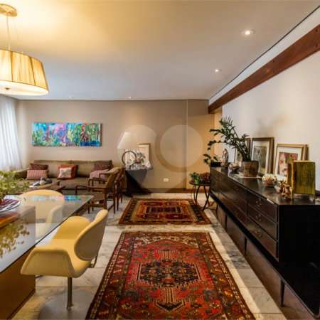 Apartamento à venda com 3 quartos, sendo 1 suíte, em Santo Amaro, São Paulo, SP
