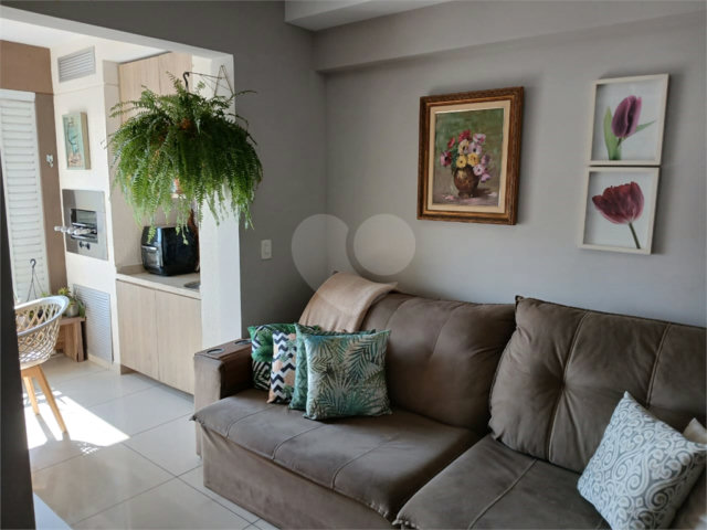 Apartamento à venda com 2 quartos, sendo 1 suíte,  em Vila Guilherme, São Paulo, SP