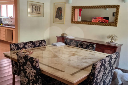 Casa à venda com 5 quartos, sendo 3 suítes, em Vila Nova Caledônia, São Paulo, SP