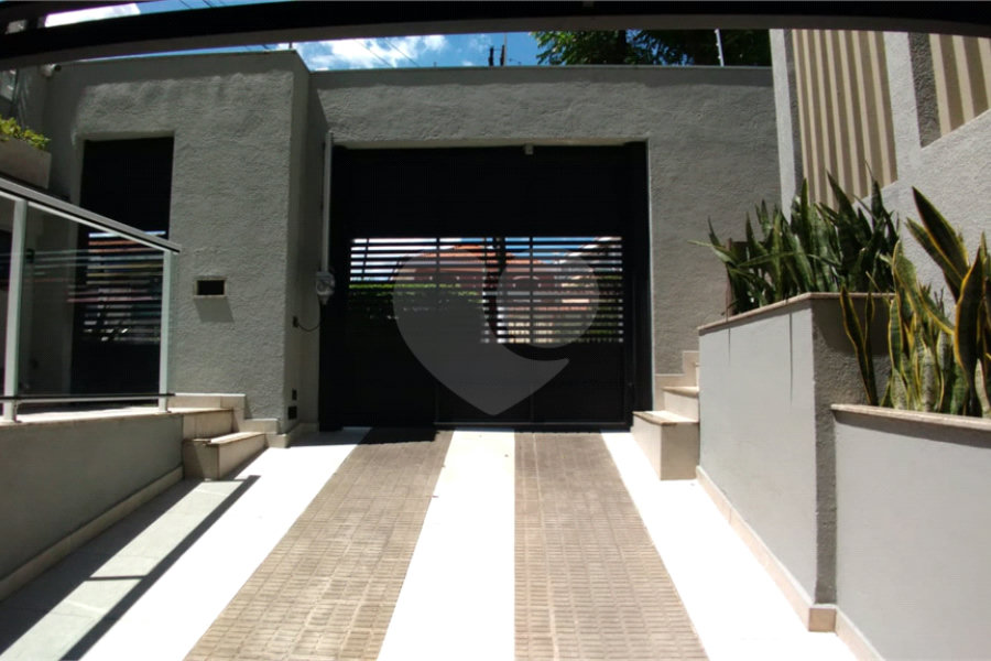 Casa à venda com 3 quartos, sendo 1 suíte,  em Tucuruvi, São Paulo, SP
