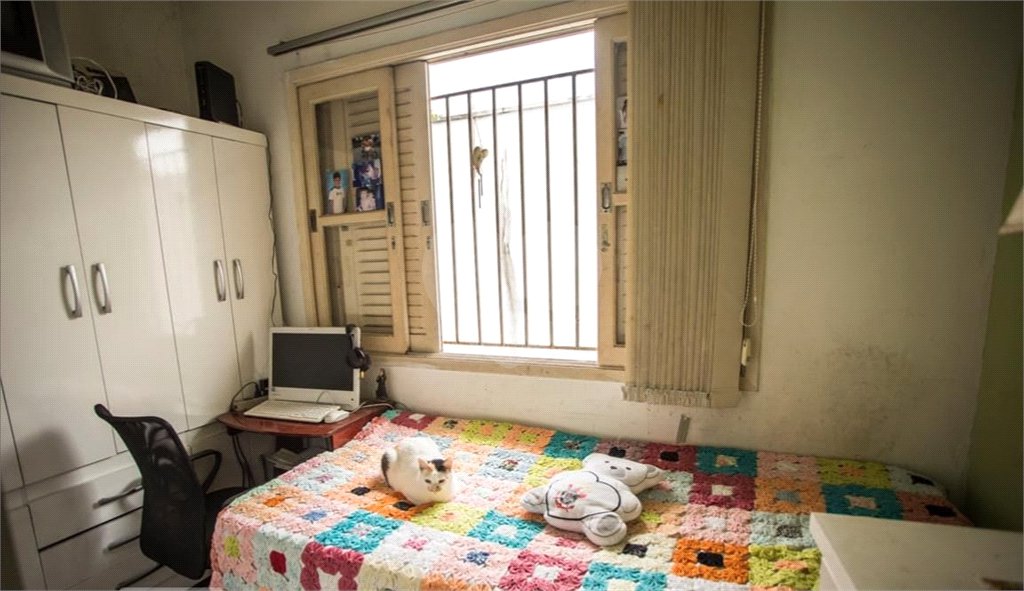 Casa à venda com 3 quartos, sendo 1 suíte, em Mirandópolis, São Paulo, SP