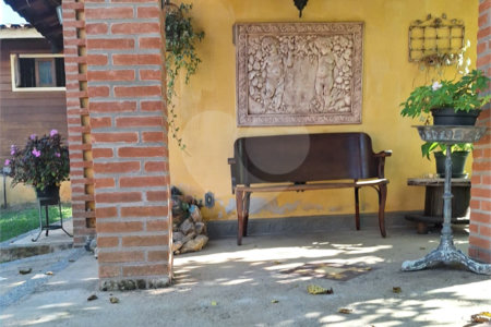 Casa em condomínio à venda com 4 quartos, sendo 2 suítes, no Centro, Bom Jesus dos Perdões, SP