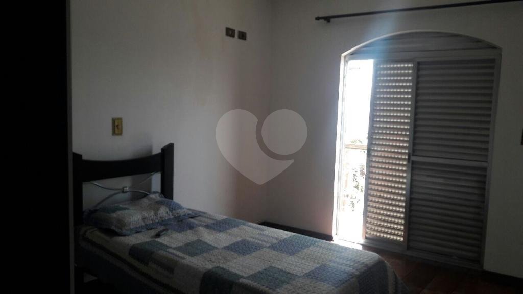 Sobrado à venda com 3 quartos, sendo 1 suíte, em Vila Nivi, São Paulo, SP