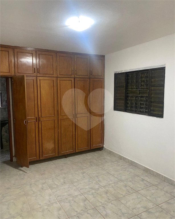 Casa à venda com 3 quartos, sendo 2 suítes, em Parque dos Ipês II, Ponta Porã, MS