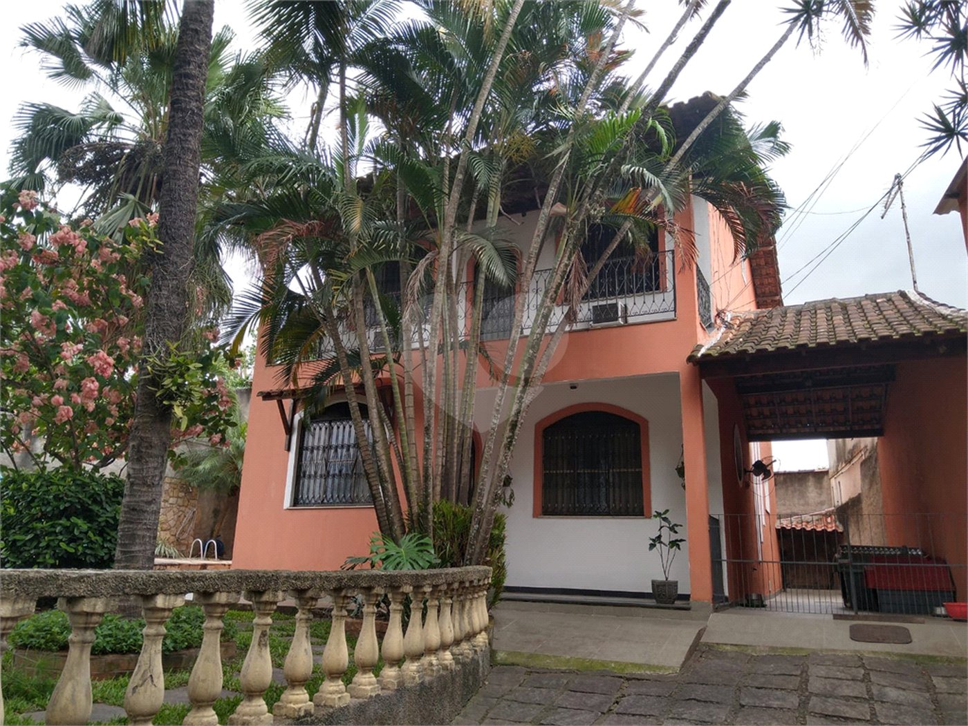 Casa à venda com 5 quartos, sendo 2 suítes, em Campo Grande, Rio de Janeiro, RJ