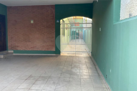 Casa Térrea à venda com 5 quartos, sendo 2 suítes, em Vila Trujillo, Sorocaba, SP