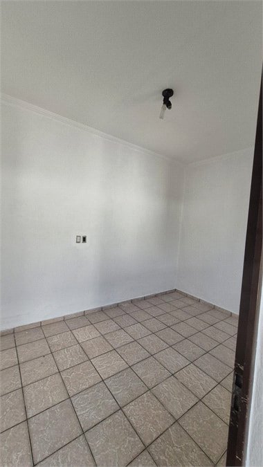 Casa em condomínio para alugar com 2 quartos, sendo 1 suíte,  em Jardim Ibiti do Paço, Sorocaba, SP