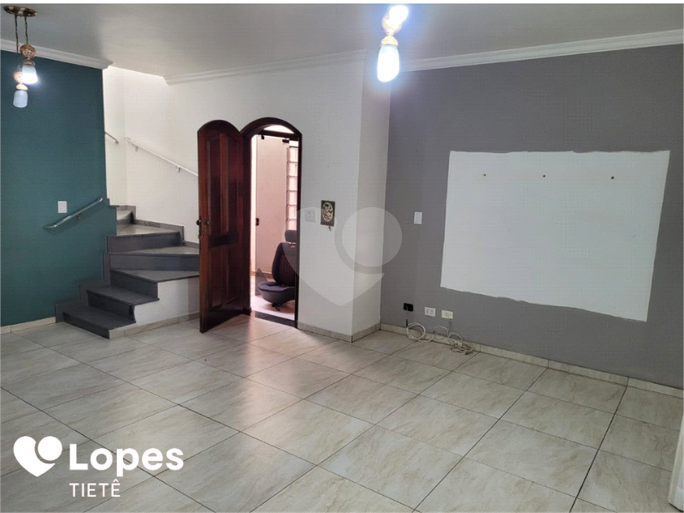 Sobrado à venda com 3 quartos, sendo 1 suíte, em Jardim Pinheiros, São Paulo, SP