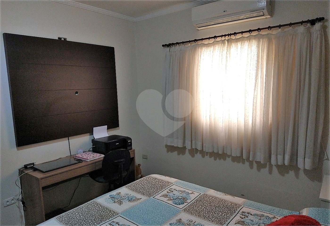 Sobrado à venda com 3 quartos, sendo 2 suítes, em Jardim Hubert, Indaiatuba, SP
