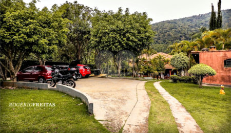 Sítio à venda com 6 quartos em Pavão (canguera), São Roque, SP