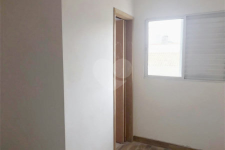 Casa à venda com 2 suítes no condomínio Residence Adelina, São Paulo - SP