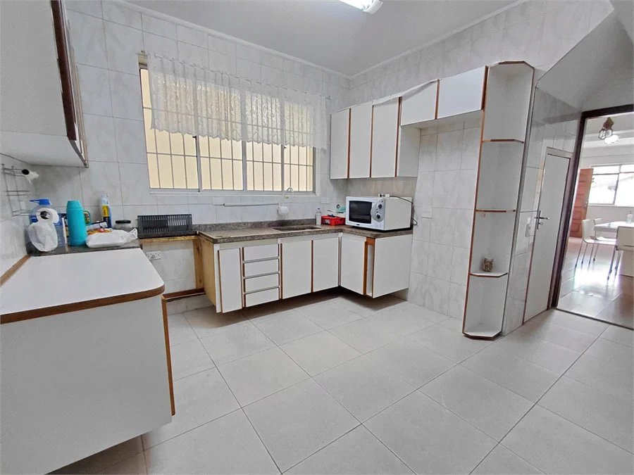 Sobrado à venda com 3 quartos em Vila Romana, São Paulo, SP