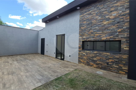 Casa à venda com 3 quartos, sendo 1 suíte, em Parque dos Lagos, Ribeirão Preto, SP