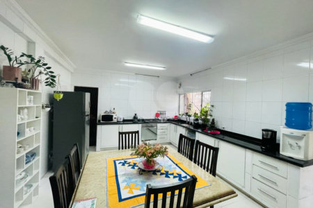 Sobrado à venda com 4 suítes em Vila Maria Baixa, São Paulo, SP
