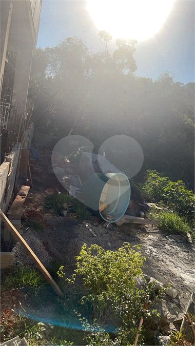 Casa à venda ou para alugar com 3 suítes em Mairiporã, SP