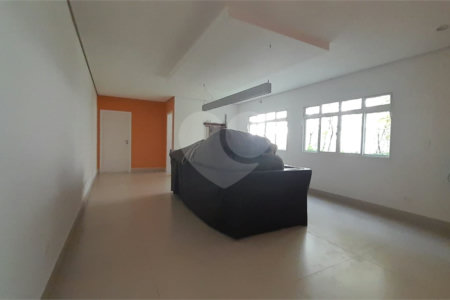 Sobrado à venda com 6 quartos, sendo 5 suítes, no Centro, São Bernardo do Campo, SP