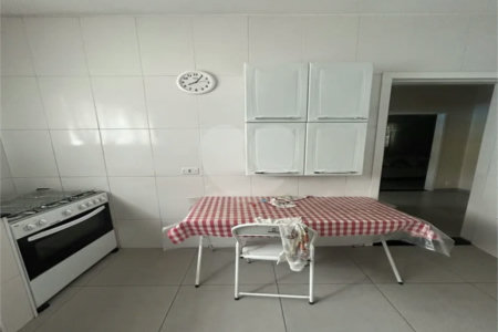 Sítio à venda com 5 quartos, sendo 2 suítes,  em Marmeleiro, São Roque, SP