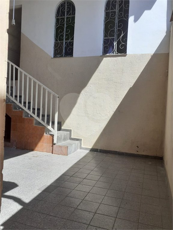 Sobrado à venda com 6 quartos, sendo 1 suíte,  em Jardim Las Vegas, Guarulhos, SP