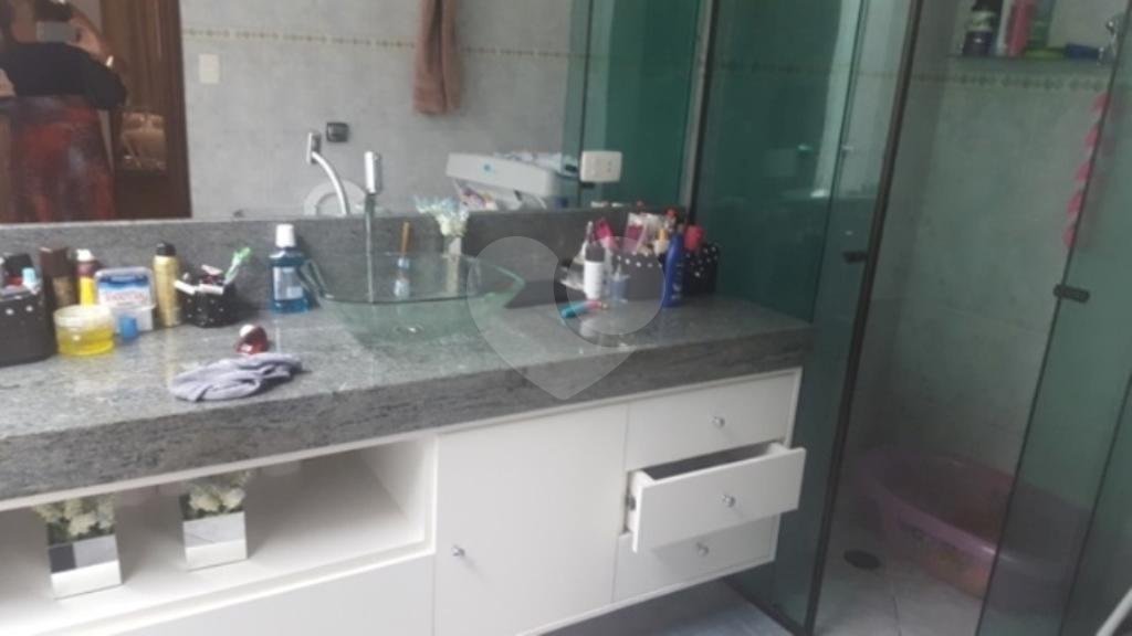 Sobrado à venda com 4 quartos, sendo 1 suíte, em Tremembé, São Paulo, SP
