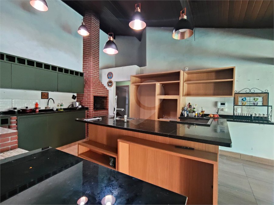 Casa Térrea à venda com 4 quartos, sendo 1 suíte, em Vila Mazzei, Itapetininga, SP