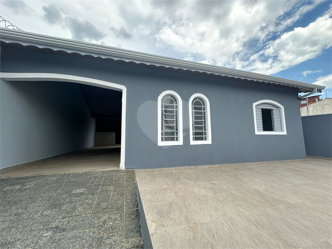 Casa à venda com 2 quartos, sendo 1 suíte, em Vila São José, Indaiatuba, SP