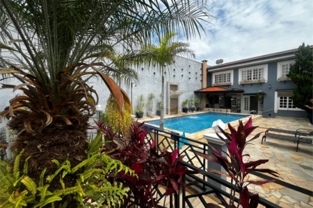 Casa à venda com 6 quartos, sendo 3 suítes, no Centro, Itapetininga, SP
