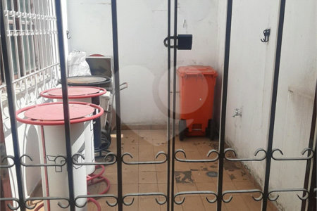 Casa à venda com 3 quartos, sendo 1 suíte,  no Centro, Mogi das Cruzes, SP