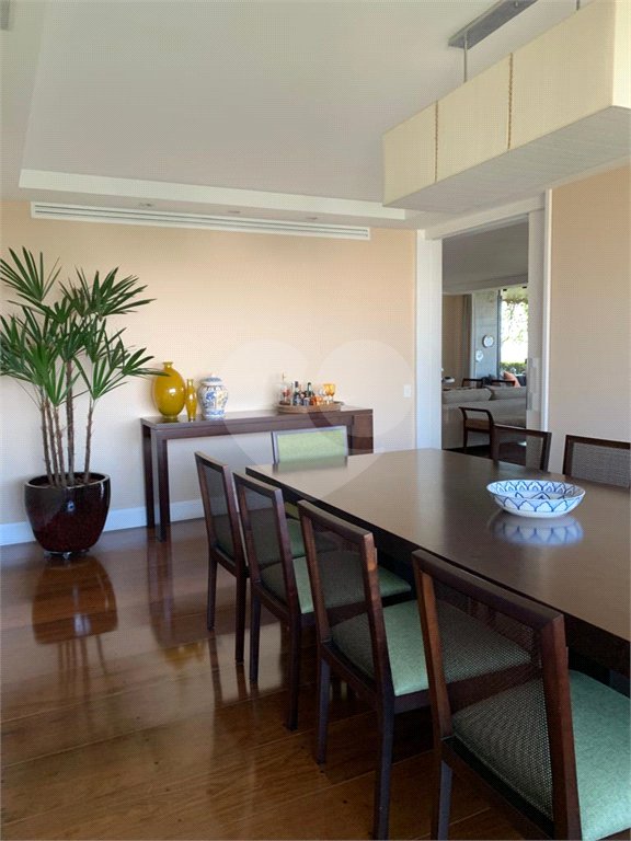 Apartamento à venda com 4 suítes em Vila Suzana, São Paulo, SP