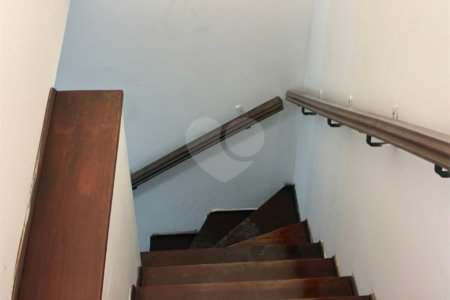 Casa à venda com 3 quartos, sendo 1 suíte,  em Vila Figueira, Suzano, SP