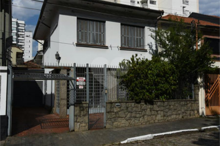 Sobrado à venda com 3 quartos, sendo 1 suíte, em Vila Clementino, São Paulo, SP