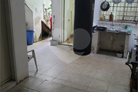 Sobrado à venda com 3 quartos em Vila Marari, São Paulo, SP