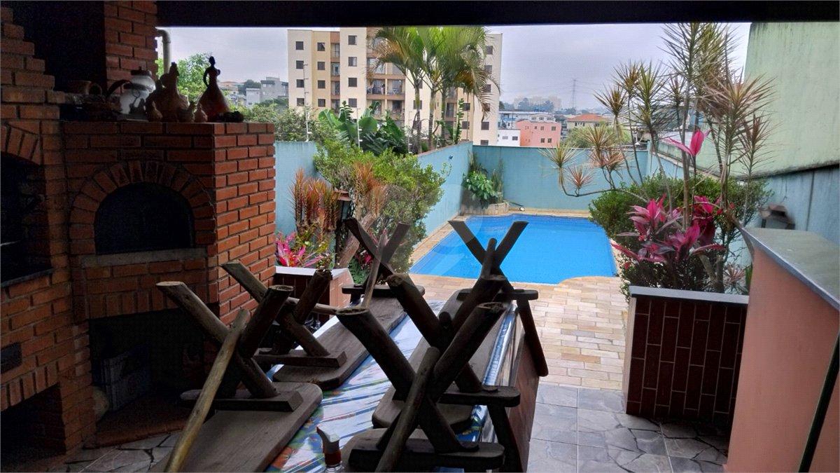 Casa à venda com 4 quartos, sendo 3 suítes,  em Vila Polopoli, São Paulo, SP