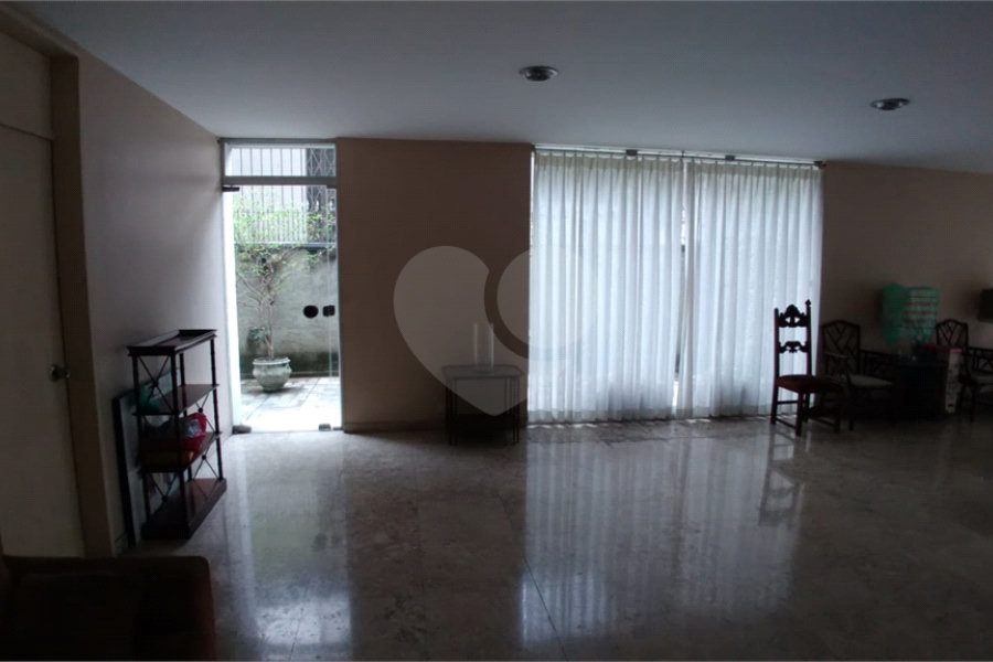 Apartamento à venda com 3 quartos, sendo 1 suíte, em Pinheiros, São Paulo, SP