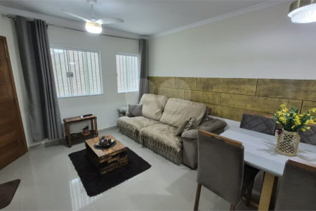 Casa à venda com 2 suítes no condomínio Simão Machado, São Paulo - SP