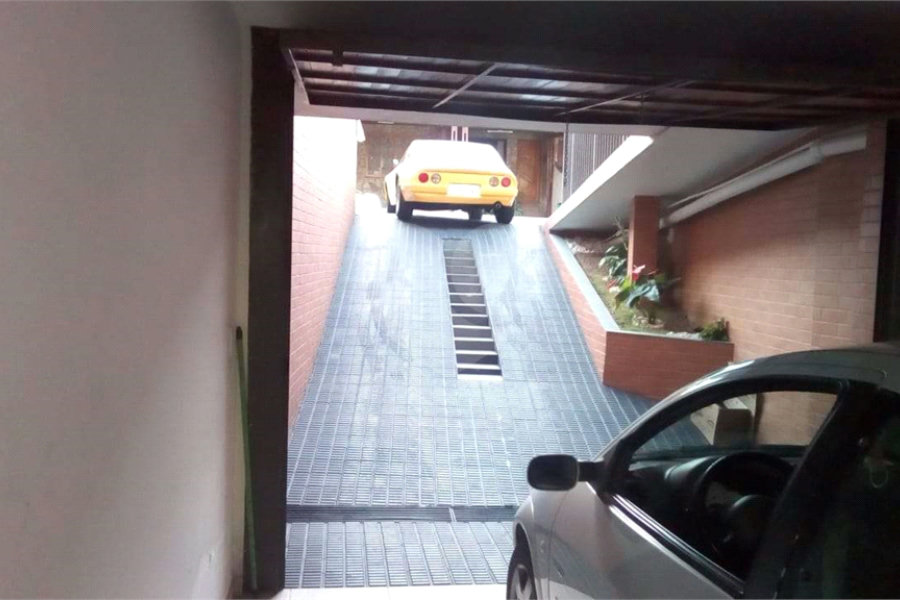 Casa à venda com 2 quartos no condomínio Colina de Goiás, São Paulo - SP