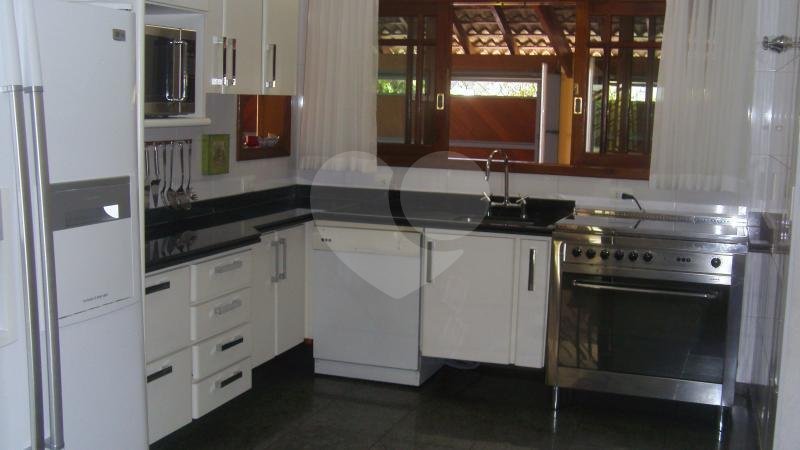Sobrado à venda com 4 quartos, sendo 2 suítes, em Horto Florestal, São Paulo, SP