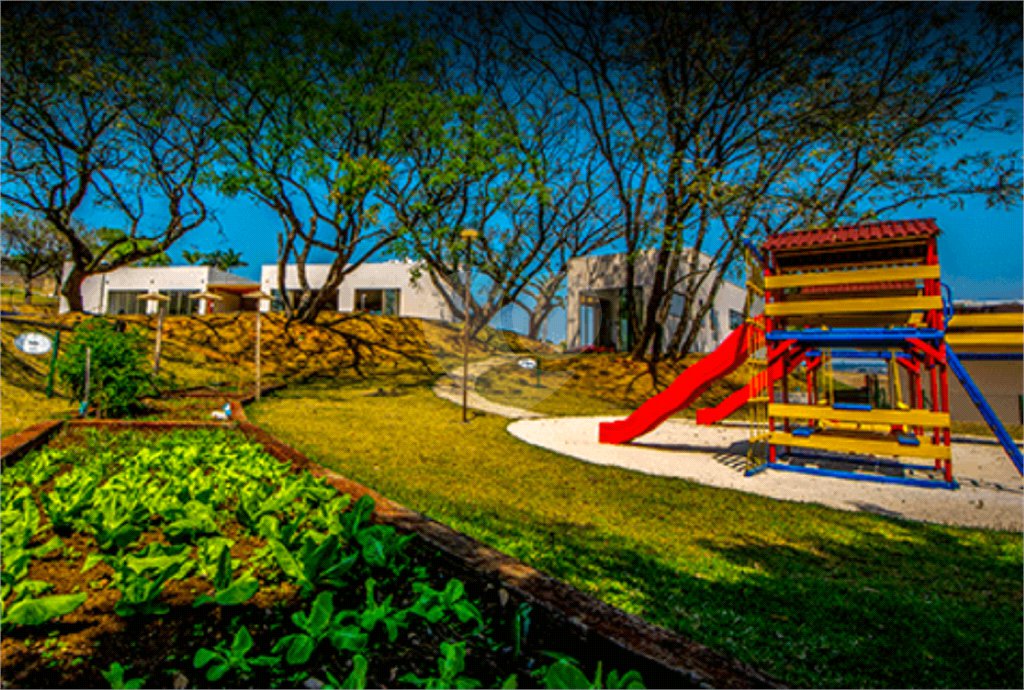 Terreno à venda no condomínio Residencial Arboretum, Vinhedo - SP