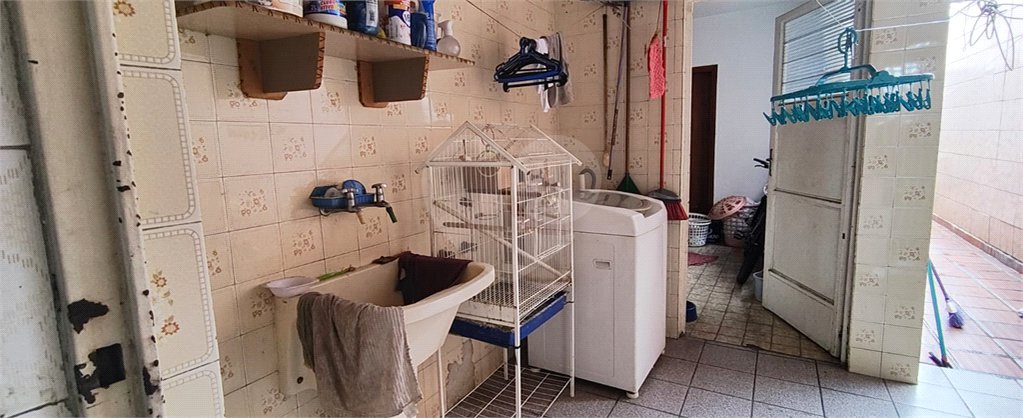 Sobrado à venda com 5 quartos, sendo 2 suítes, em Vila Trujillo, Sorocaba, SP