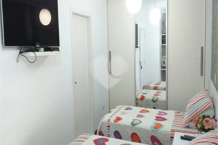 SOBRADO MOBILIADO DE 199,0 M² COM 02 SUITES, 04 VAGAS E PISCINA PARA VENDA NO JARDIM VIRGINIA BIANCA