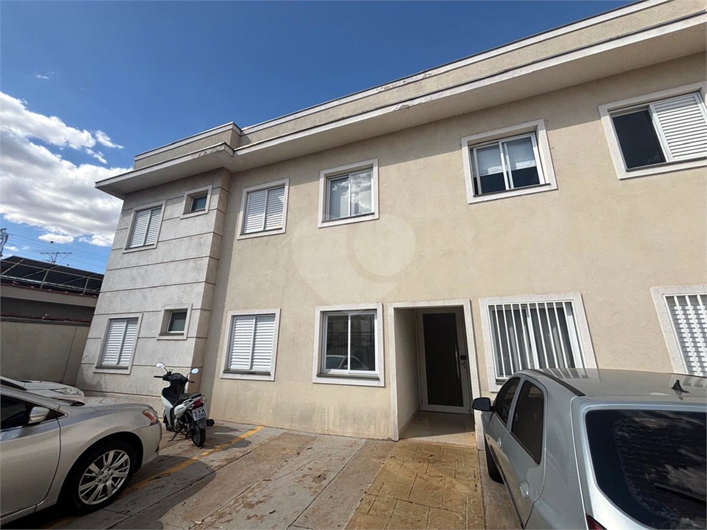 Apartamento à venda com 3 quartos, sendo 1 suíte, em Jardim Anhangüera, Ribeirão Preto, SP