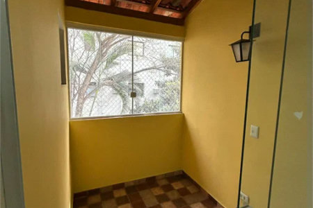 Casa de Vila para alugar com 4 suítes em Vila Romana, São Paulo, SP
