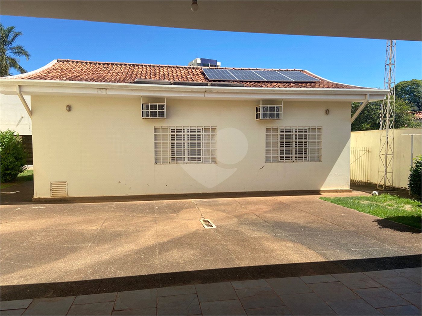 Casa à venda com 3 suítes em Jardim Primavera, Araraquara, SP