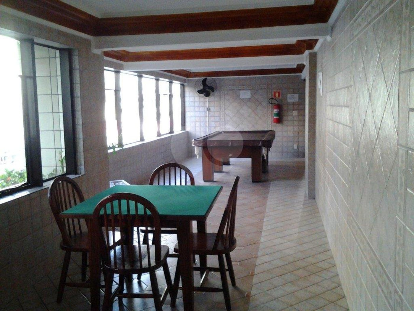 Apartamento à venda com 3 quartos, sendo 2 suítes, em Vila Tupi, Praia Grande, SP