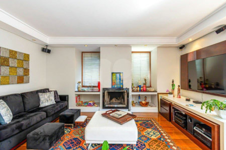 Casa à venda ou para alugar com 4 suítes em Morumbi, São Paulo, SP
