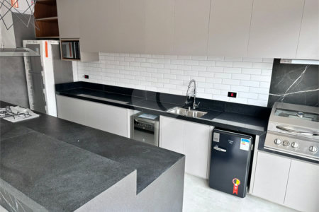 Casa à venda com 3 suítes no condomínio Residencial Central Parque, Salto - SP