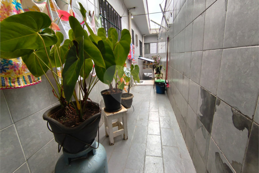 Sobrado à venda com 3 quartos no Brasilândia, São Paulo, SP