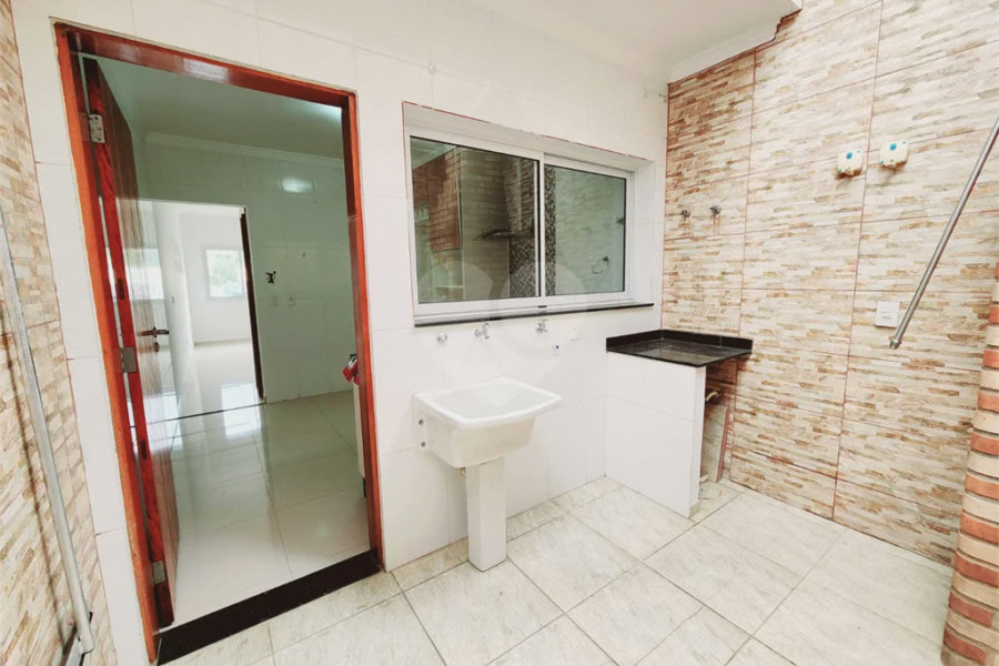 Casa à venda com 2 suítes no condomínio Residencial Vila Rosa, São Paulo - SP