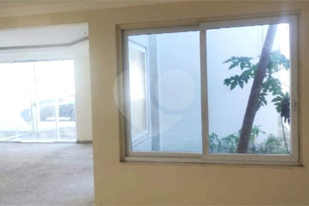 Casa à venda com 3 suítes em Campo Grande, Rio de Janeiro, RJ