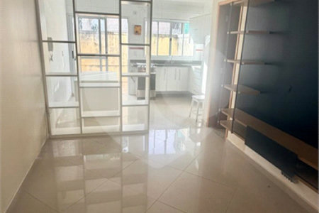 Casa à venda com 2 suítes no condomínio Residencial Real North Pedro, São Paulo - SP
